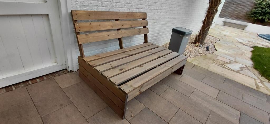 TE KOOP PELLET BANK ( MOET ZSM WEG), Tuin en Terras, Ophalen, Zo goed als nieuw