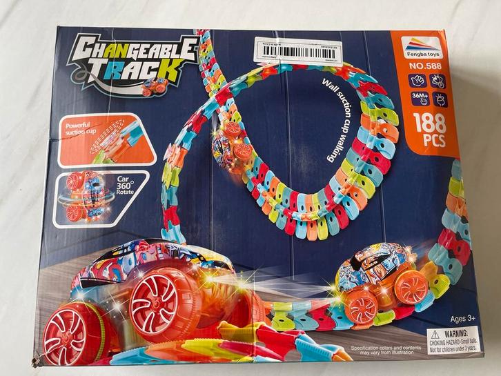 Racebaan met licht en zuignappen - Verticaal racen!, Kinderen en Baby's, Speelgoed | Racebanen, Zo goed als nieuw, Racebaan, Elektrisch