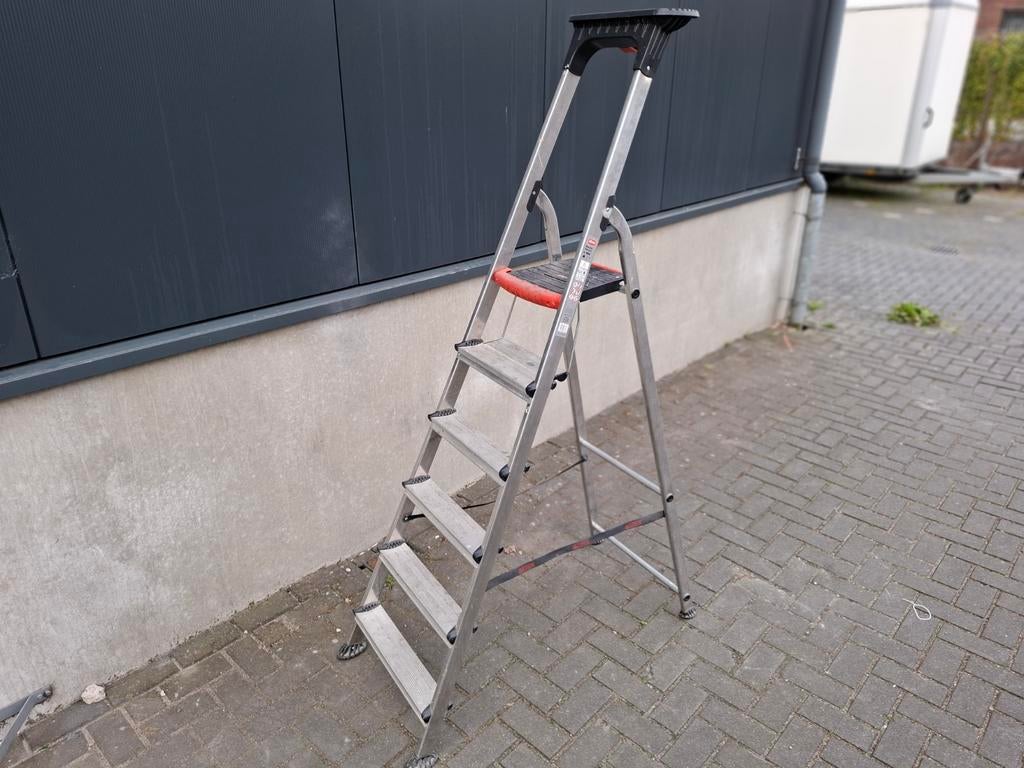 Te koop: Altrex Double Decker uitzettrap 6 treden (zgst), Doe-het-zelf en Verbouw, Ladders en Trappen, Ophalen, Minder dan 2 meter