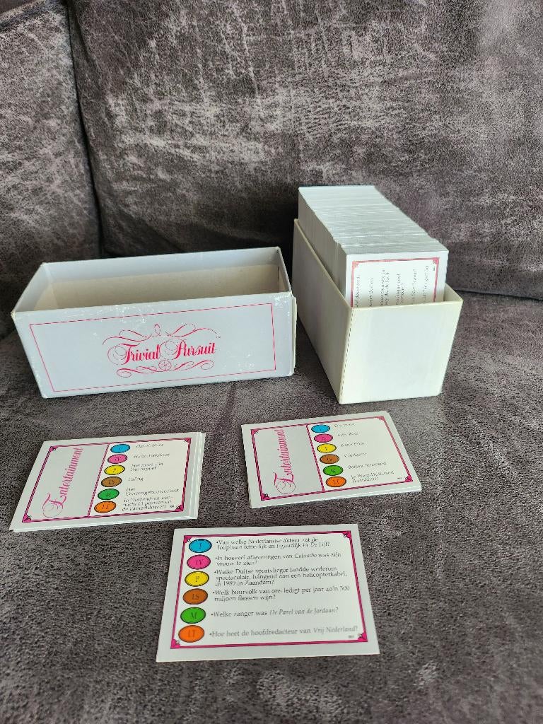 Trivial Pursuit aanvulling entertainment, Ophalen of Verzenden, Gebruikt