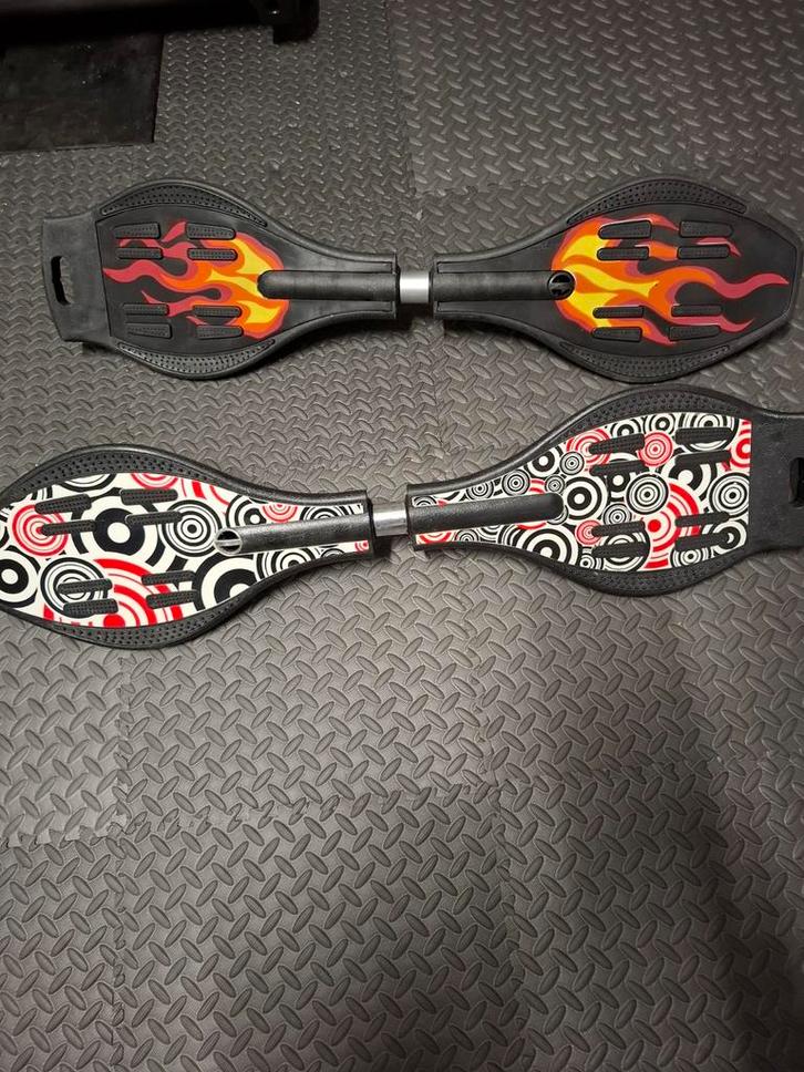 Waveboards - Set van 2 (Vlammen & Cirkels), Sport en Fitness, Skateboarden, Gebruikt, Waveboard, Ophalen of Verzenden