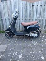 Vespa lx 50cc 4t 2v. Eerste eigenaar/geel kenteken., Fietsen en Brommers, Scooters | Vespa, Ophalen, Gebruikt, Maximaal 45 km/u