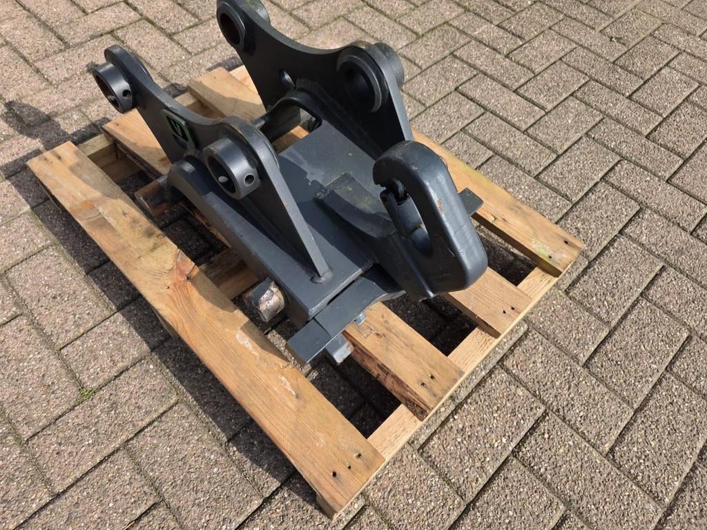 Vematec Hydrolische snelwissel cw10 pen 50, Zakelijke goederen, Machines en Bouw | Kranen en Graafmachines, Graafmachine