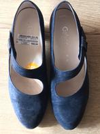 Zeer goed uitziende suède dames schoenen, maat 40, Ophalen of Verzenden, Zo goed als nieuw, Blauw, Schoenen met hoge hakken