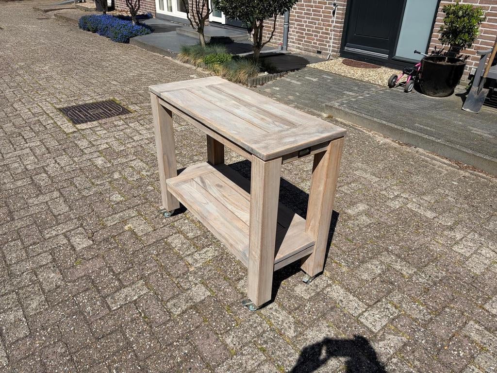 BBQ tafel van het merk ROUGH, Tuin en Terras, Ophalen