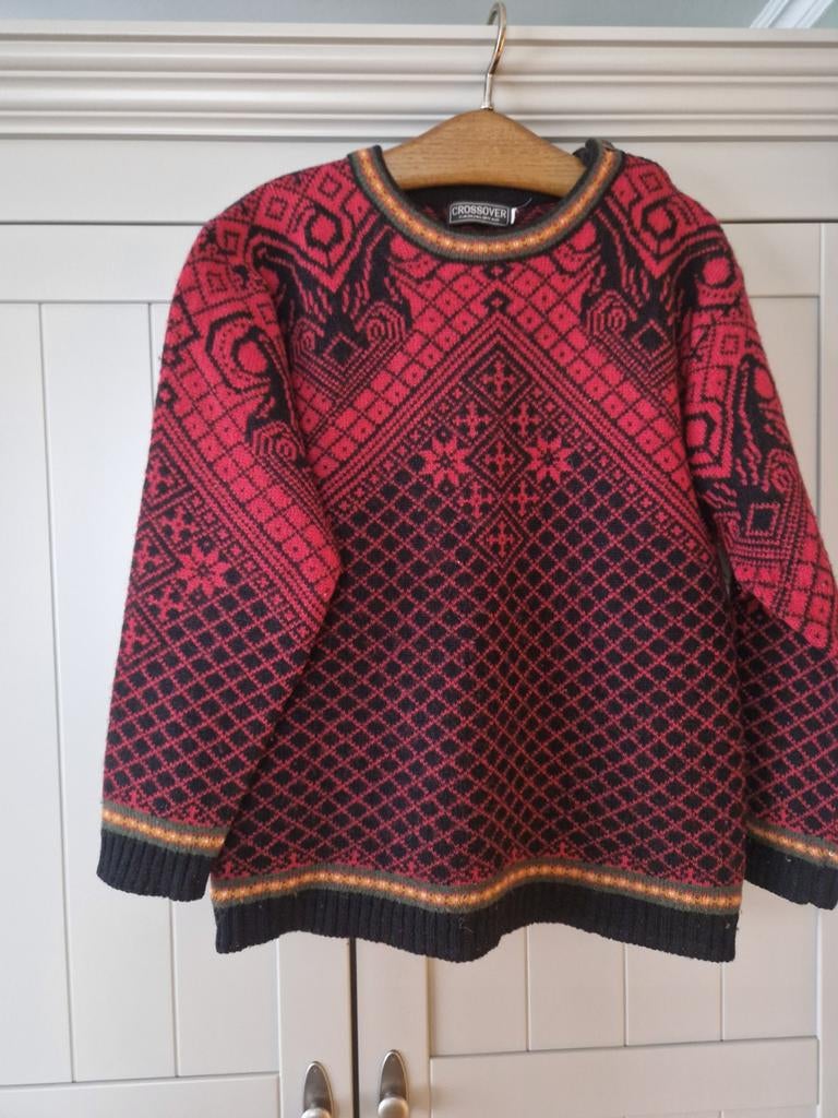 Noorse wollen trui - Maat M - Rood/Zwart patroon, Maat 38/40 (M), Verzenden, Zo goed als nieuw, Crossover Casualwear