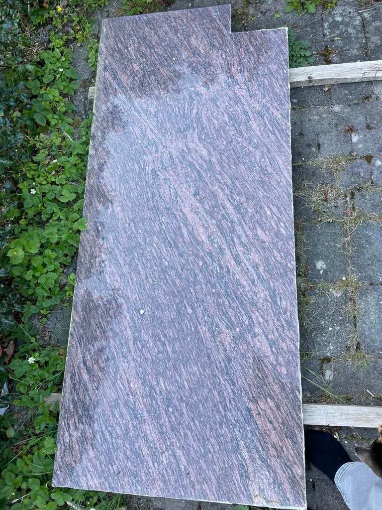 Granieten plaat rood, Ophalen of Verzenden, Zo goed als nieuw