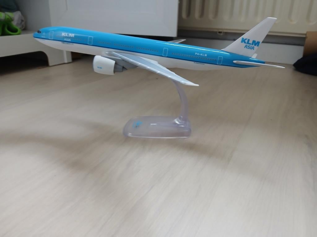 KLM Asia Boeing B777-200 Schaalmodel 1:200, Ophalen of Verzenden