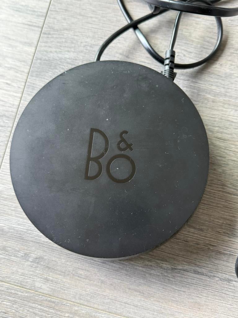 Bang & olufsen connection hub s8, Overige merken, Ophalen of Verzenden, Zo goed als nieuw, 120 watt of meer