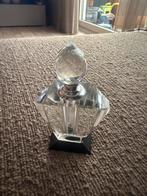 Antiek kristallen parfumflesje met dop, Antiek en Kunst, Antiek | Glas en Kristal, Ophalen of Verzenden