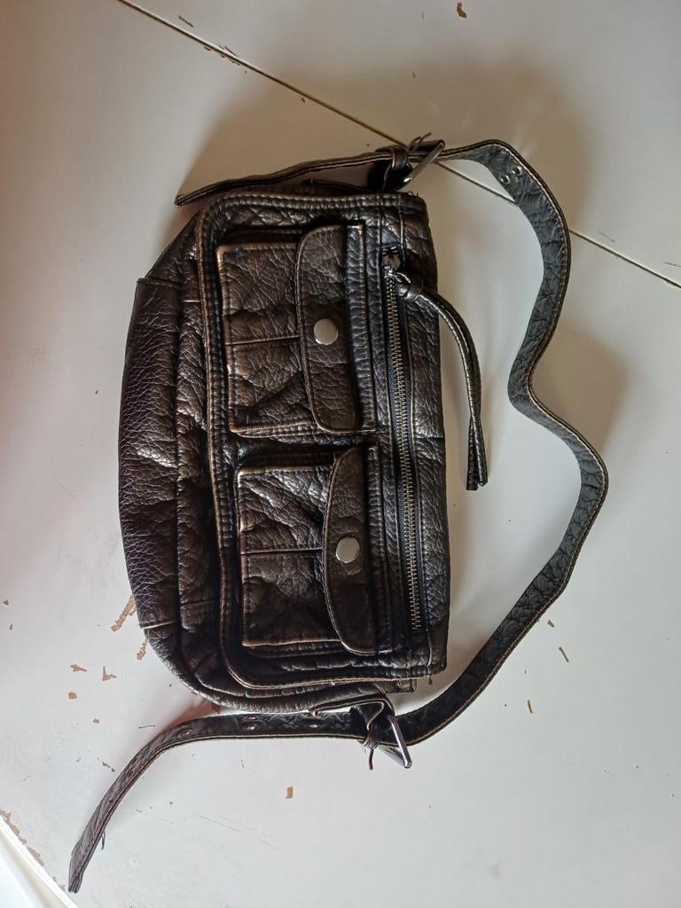 Dames tas in nieuwstaat, Sieraden, Tassen en Uiterlijk, Tassen | Damestassen, Ophalen of Verzenden, Zo goed als nieuw, Handtas