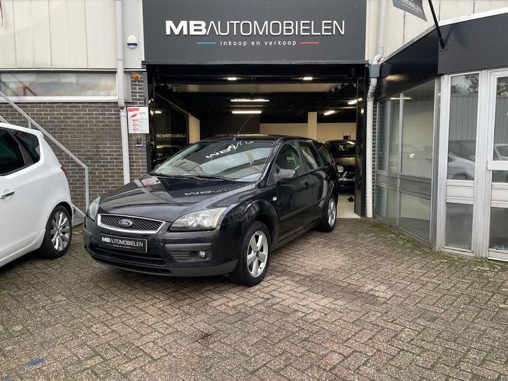 Ford Focus Wagon 1.6-16V Futura/Nap/Ditributieriem Vervangen, Auto's, Ford, Bedrijf, Te koop, Focus, ABS, Airbags, Airconditioning