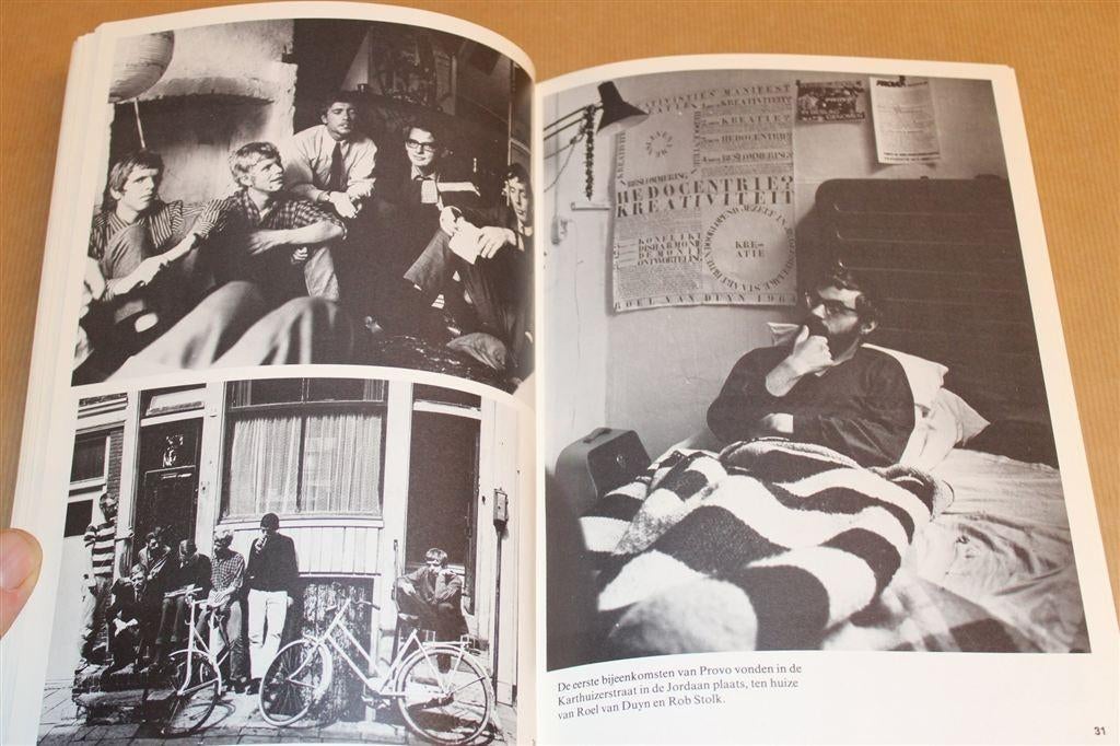 Jarings Jaren '60 — Provo & Amsterdam [Cor Jaring], Boeken, Ophalen of Verzenden, Gelezen, Fotografen