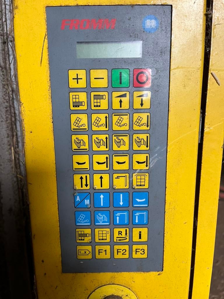 Gezocht display en toetsen fromm palletwikkelaar, Ophalen