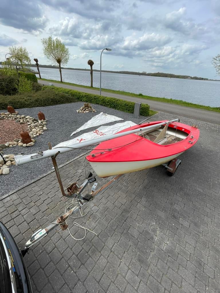 Volksboot 480 – Tourboot en zeilboot met trailer, Ophalen