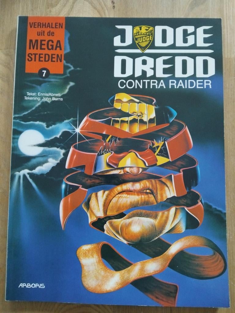 Judge Dredd: 7, Boeken, Eén stripboek, Ophalen of Verzenden, Zo goed als nieuw, Ennis/Abnett, John Burns