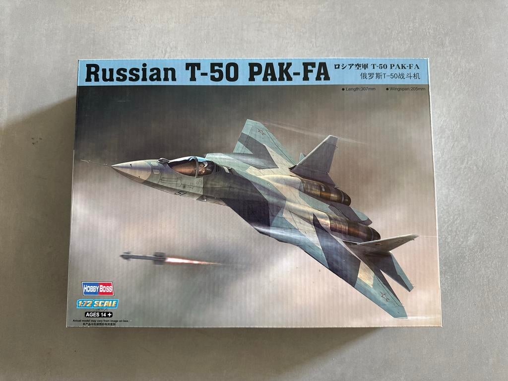 Hobby Boss Russian T-50 PAK-FA 1:72, Overige merken, 1:72 tot 1:144, Nieuw, Ophalen of Verzenden