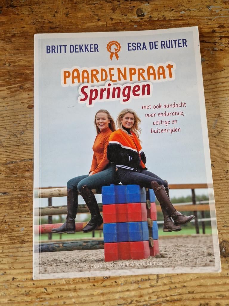 Britt Dekker -Paardepraat- Springen, Ophalen of Verzenden, Zo goed als nieuw, Britt Dekker; Esra de Ruiter