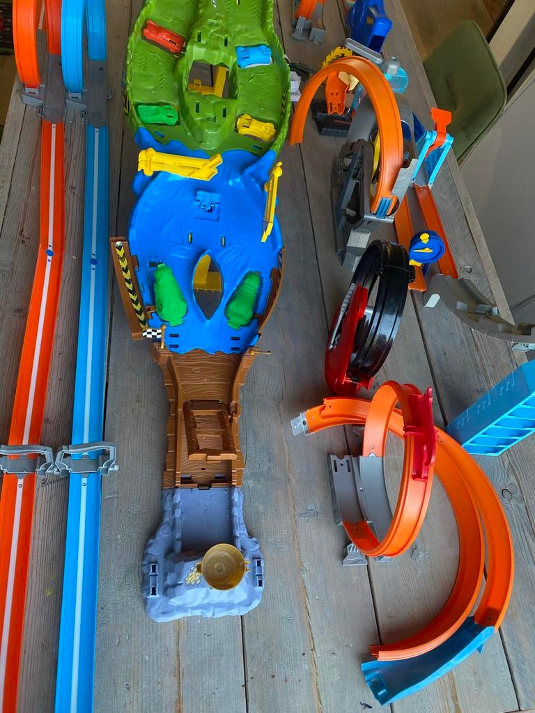 Diverse Hot Wheels banen - Uren speelplezier!, Ophalen, Gebruikt