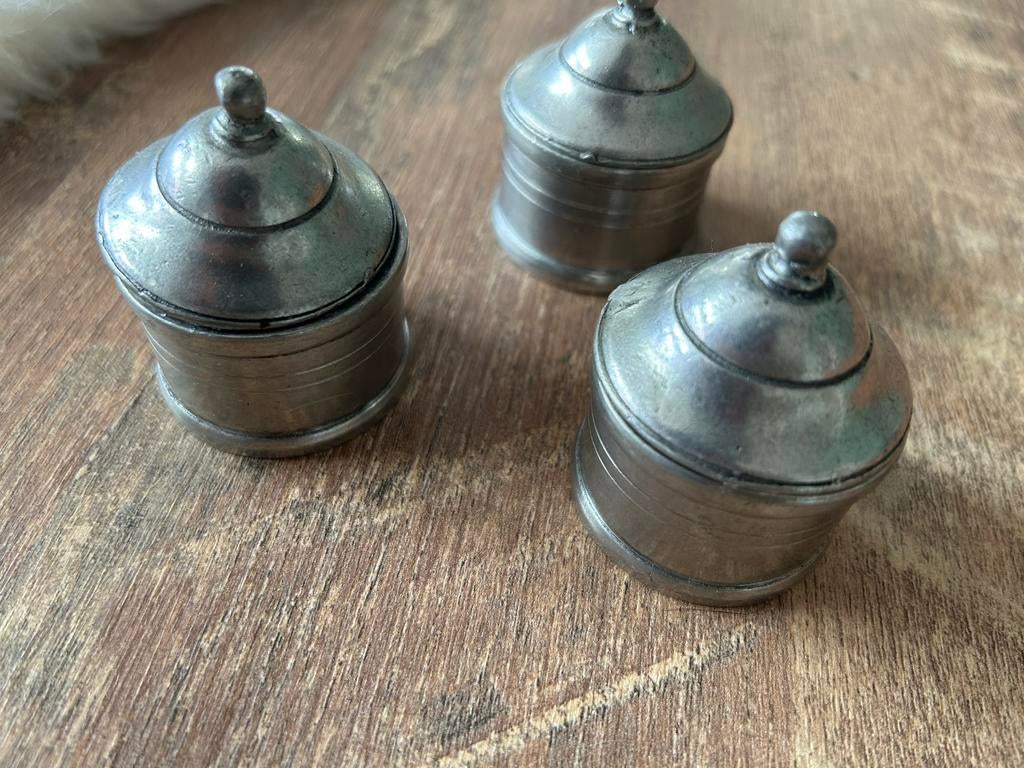 Set van 3 zilvertin potjes, Antiek en Kunst, Ophalen of Verzenden