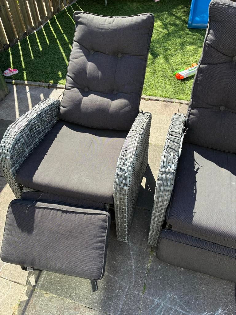 2 verstelbare lounge stoelen met kussens van Jysk, Ophalen, Gebruikt, Wicker, Verstelbaar