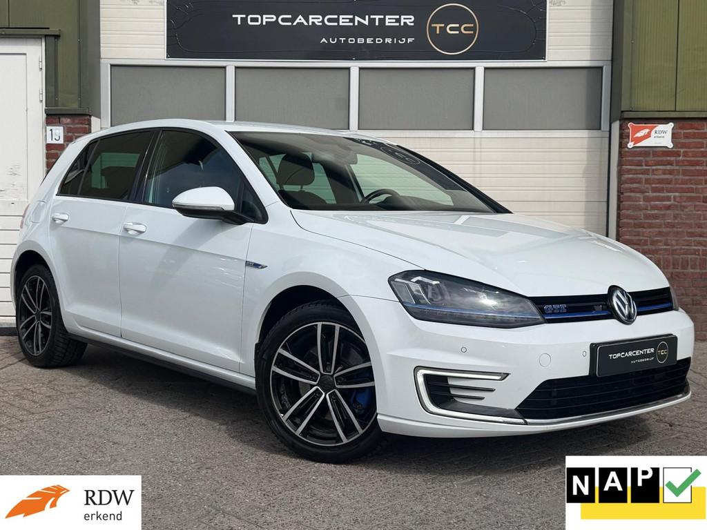 Volkswagen Golf 1.4 TSI GTE/AIRCO/NAVI/PARKS/APK/NAP, Auto's, Volkswagen, Gebruikt, Euro 6, 4 cilinders, Wit