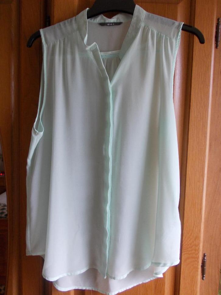 Een mintgroene mouwloze top/blouse in maat M., Kleding | Dames, Tops, Zo goed als nieuw, Maat 38/40 (M), Groen, Zonder mouw, Ophalen