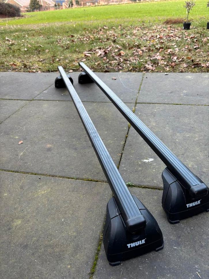 Thule SquareBar Evo 135 met Rapid System 753 dakdragers, Auto diversen, Dakdragers, Gebruikt, Ophalen