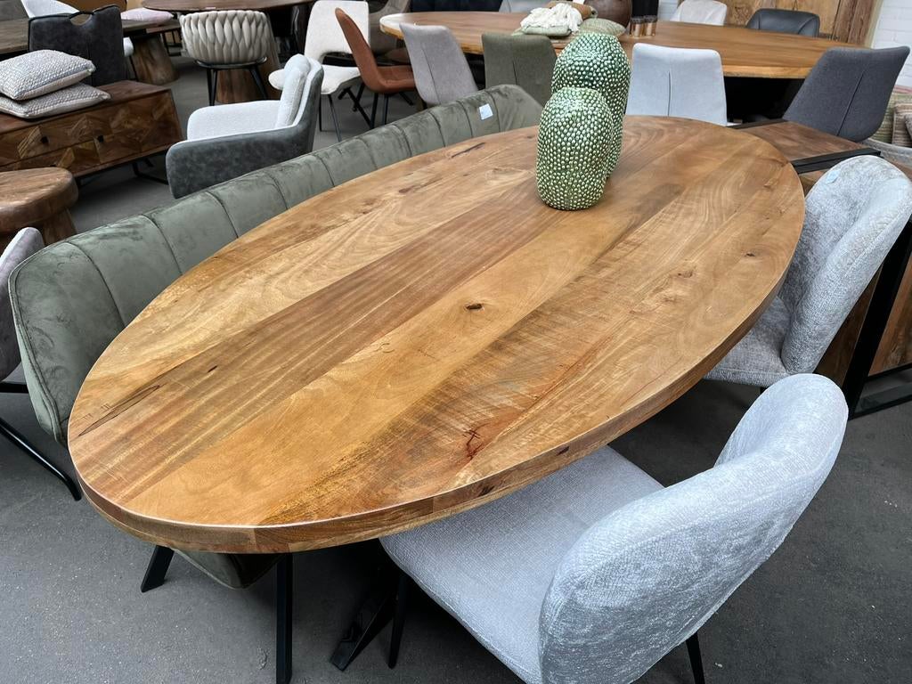 Magazijn leegverkoop eettafel ovaal mangohout matrix zwart, Huis en Inrichting, Woonaccessoires | Overige, Ophalen, Hout, Nieuw
