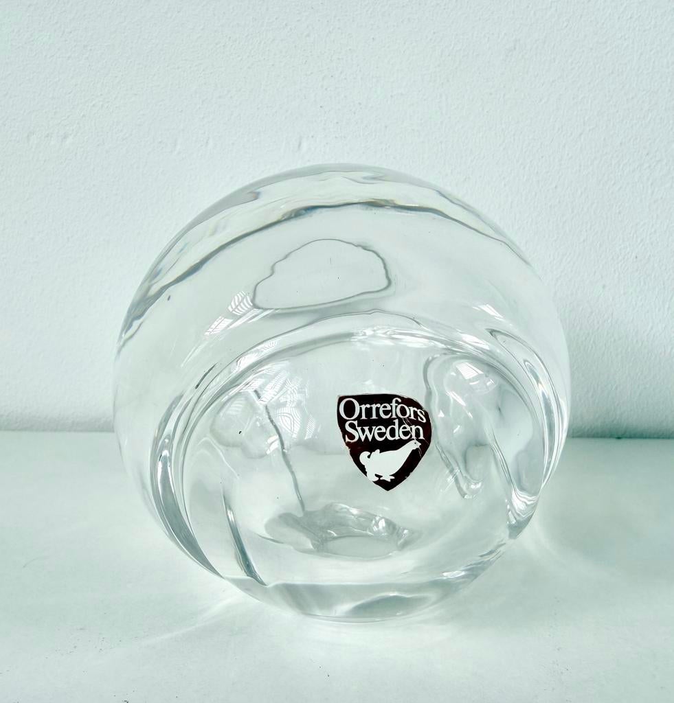 Orrefors Sweden kristal paperweight – tennisbal design, Ophalen of Verzenden