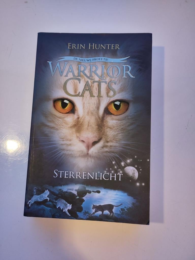 Warrior cats boek, sterrenlicht, Ophalen of Verzenden, Zo goed als nieuw