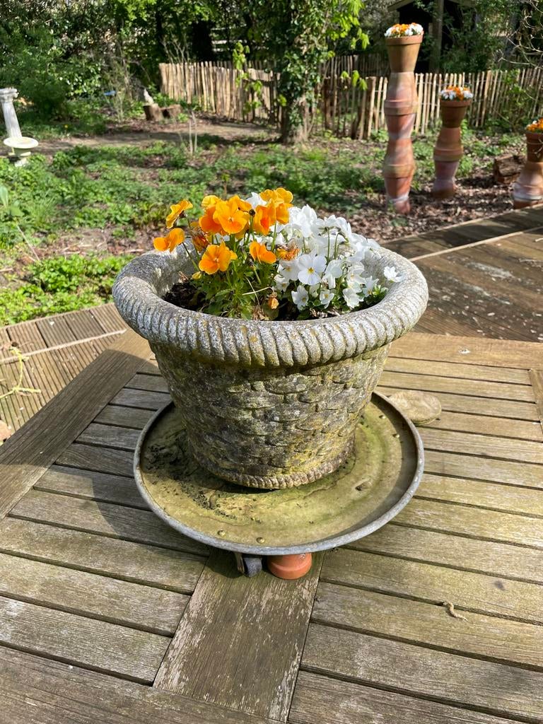 Betonnen bloempot met mandmotief, Tuin en Terras, Gebruikt, Rond, Minder dan 40 cm, Tuin