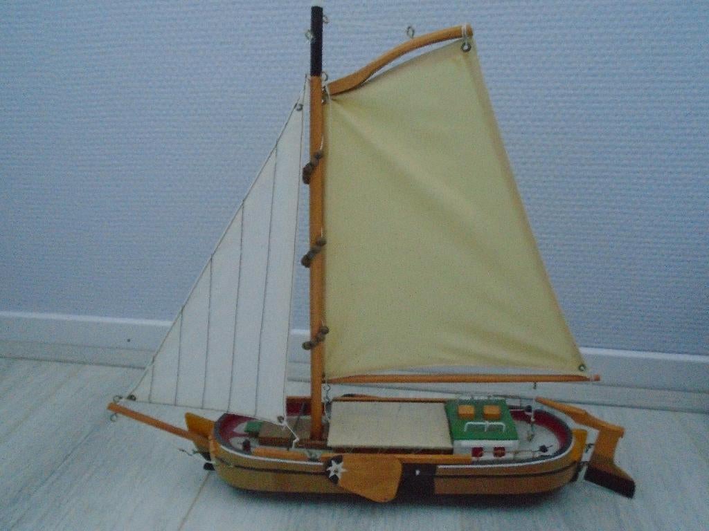 model bootjes, Ophalen, Zo goed als nieuw