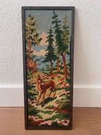 Vintage Bambi Hert Geborduurd Schilderij in Houten Lijst, Ophalen of Verzenden