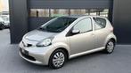 Toyota Aygo 1.0-12V + Airco|Automaat|5deurs, Auto's, Toyota, Gebruikt, Bruin, 4 stoelen, 68 pk