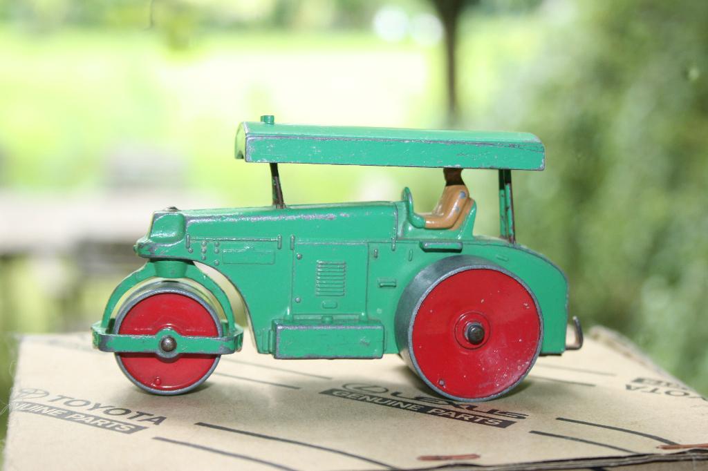 Dinky Toys Aveling Harford Road Roller, Gebruikt, --, Tractor of Landbouw, Dinky Toys
