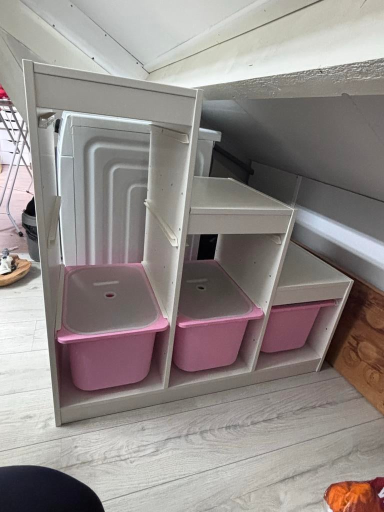 IKEA Trofast met 3 roze bakken, Ophalen, Gebruikt, Kast