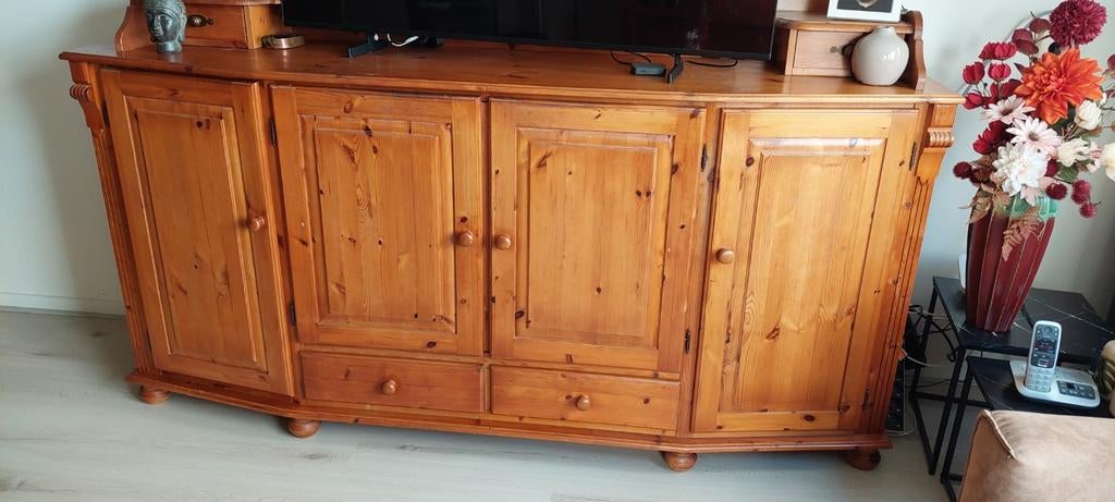 Grenen tv-kast met 4 deuren en 4 lades - gratis af te halen, Huis en Inrichting, Kasten | Televisiemeubels, Ophalen, Gebruikt