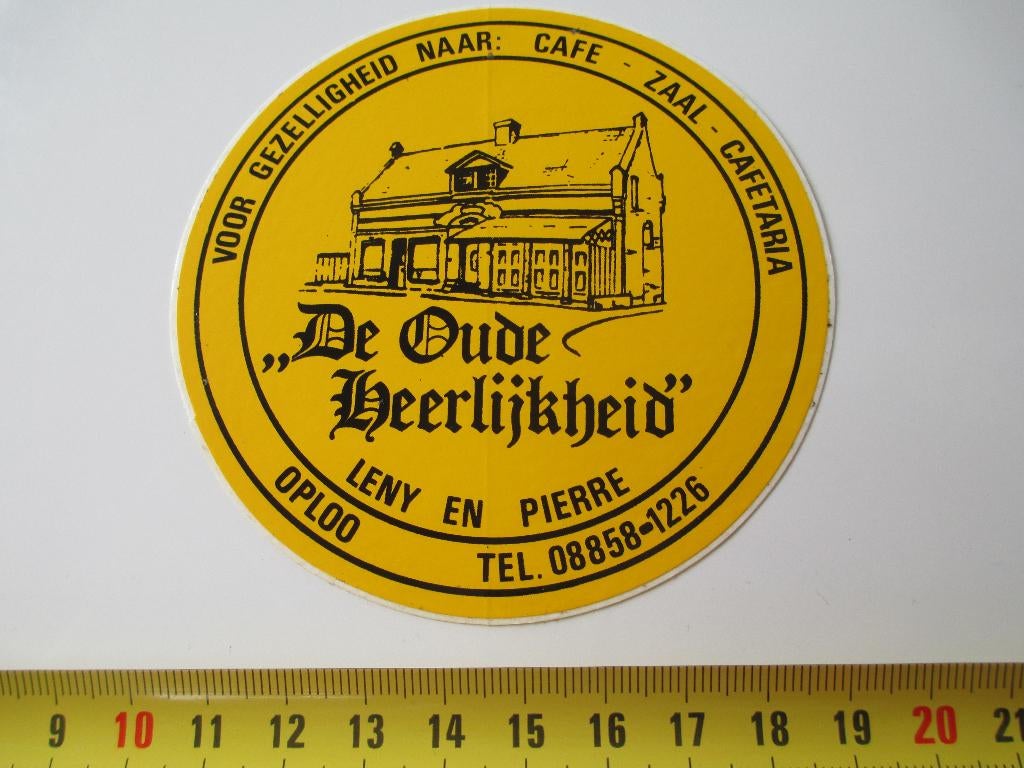 sticker Oploo DE OUDE HEERLIJKHEID  Leny en Pierre Café Zaal, Ophalen, Zo goed als nieuw