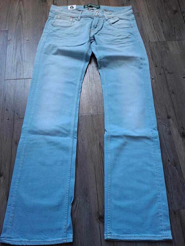 KUYICHI Amy shoecut jeans W31 L34, Blauw, KUYICHI, Nieuw, Ophalen of Verzenden