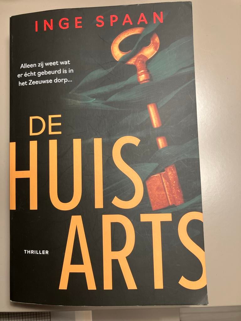 Inge Spaan - De Huisarts, Boeken, Thrillers, Ophalen of Verzenden, Zo goed als nieuw, Nederland