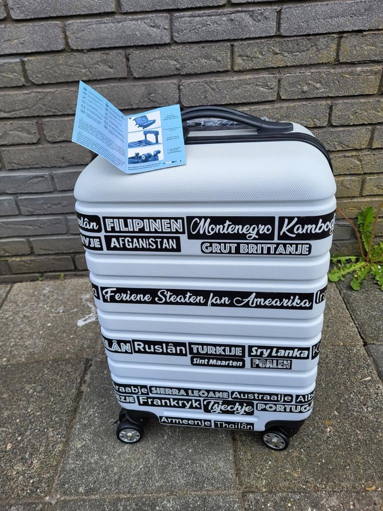 Witte Handbagage Trolley met Landenstickers - Nieuw, Ophalen