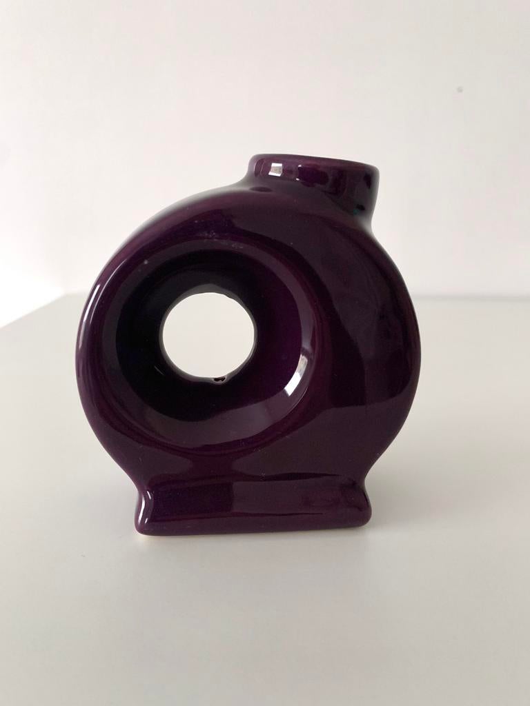 Afina Rijnsburg paars gatenvaasje vintage, Verzenden