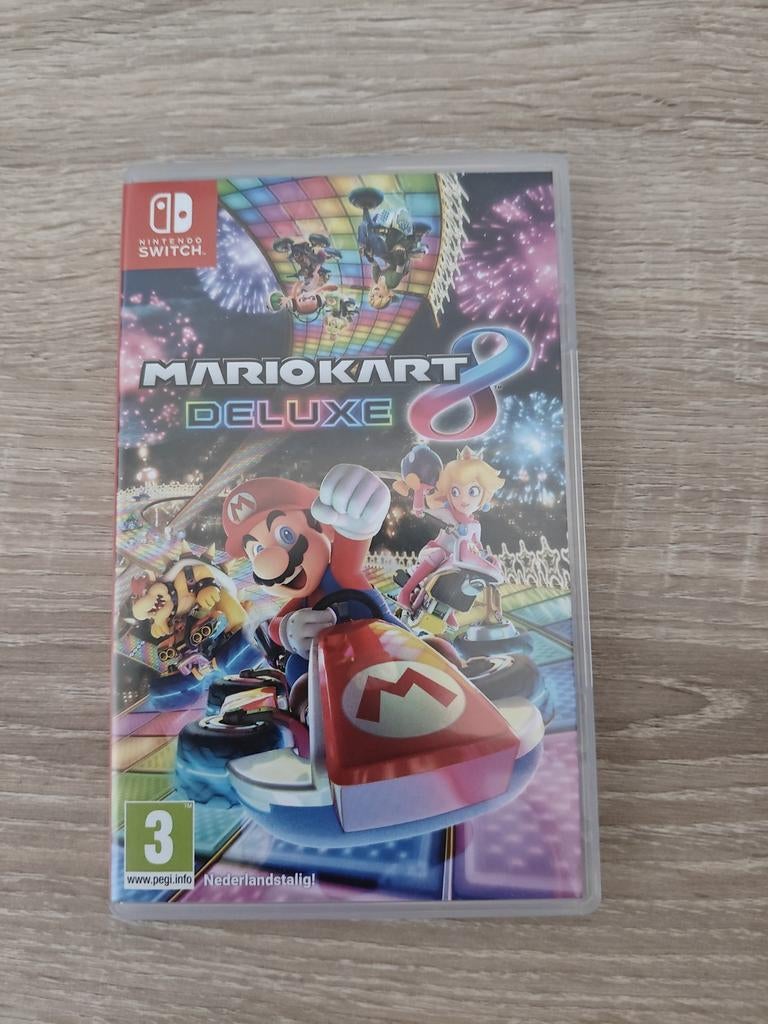Mario Kart 8 Deluxe - Nintendo Switch (Vaste Prijs), Spelcomputers en Games, Games | Nintendo Switch, Racen en Vliegen, Ophalen of Verzenden