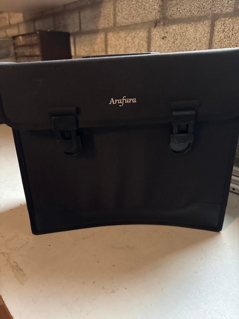 Arafura Fietstas - Zwart, Ruim en Praktisch, Ophalen, Gebruikt