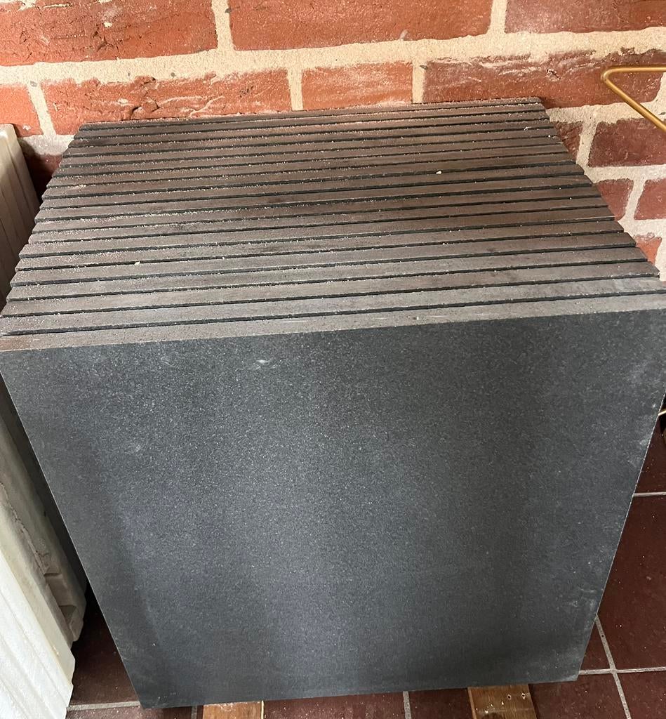 Hardsteen tegels, Ophalen, 60 cm of meer, Hardsteen, Zo goed als nieuw