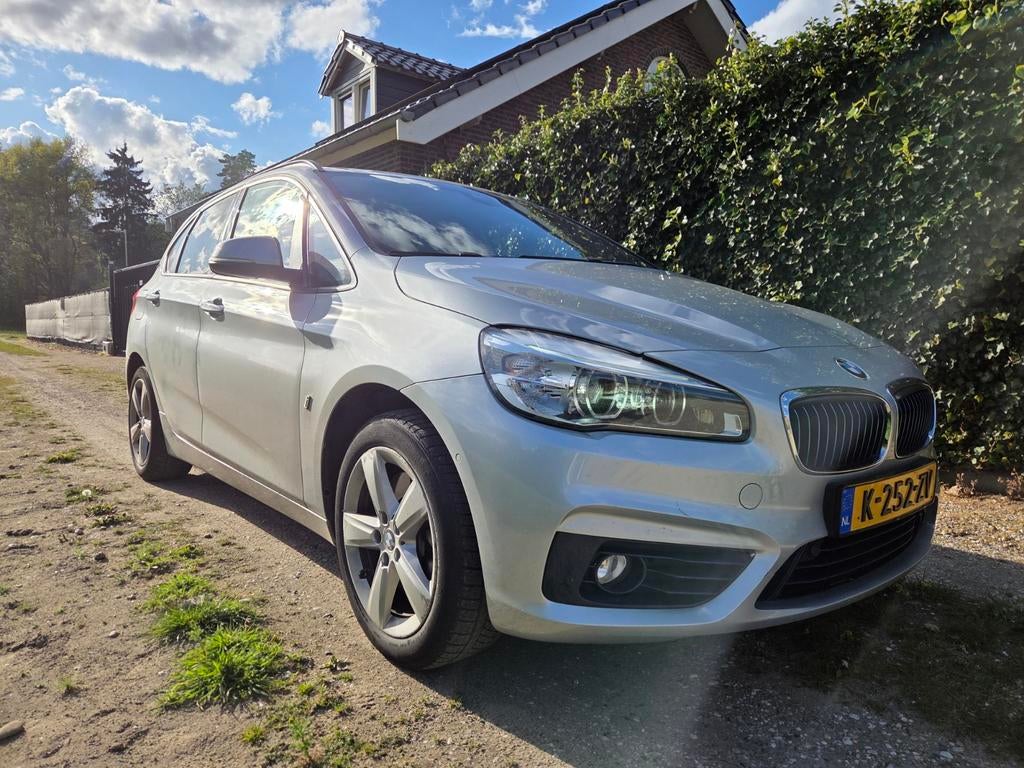 BMW 2serie 225XE HYBRIDE Active Tourer 2017, Auto's, Volvo, Automaat, Euro 6, Plug-in hybride, Bedrijf