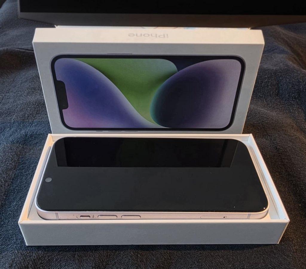 Iphone 14 (purple 128gb) met origineel oplaadsnoer, Ophalen, 128 GB, Paars, Zo goed als nieuw