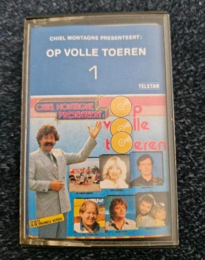 Twee cassettebandjes Op Volle Toeren, Cd's en Dvd's, Ophalen of Verzenden, Zo goed als nieuw, Overige genres, 2 t/m 25 bandjes