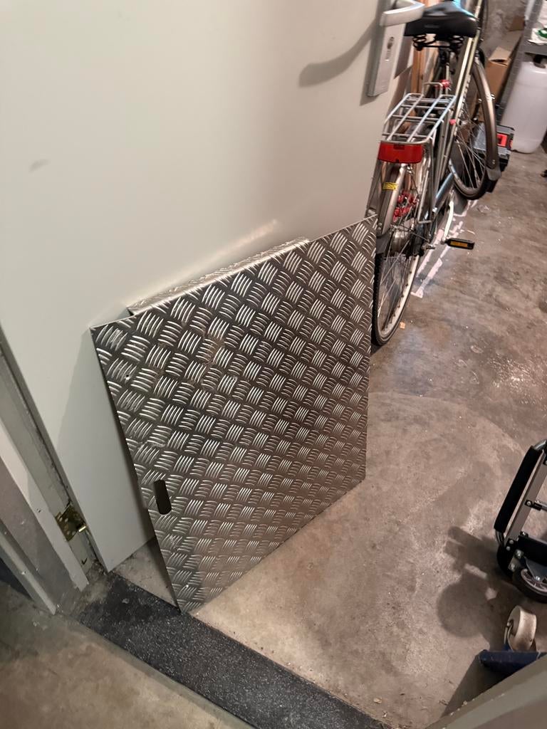 Aluminium drempelhulp / oprijplaat 5–15 cm, Ophalen, Zo goed als nieuw, Duwrolstoel